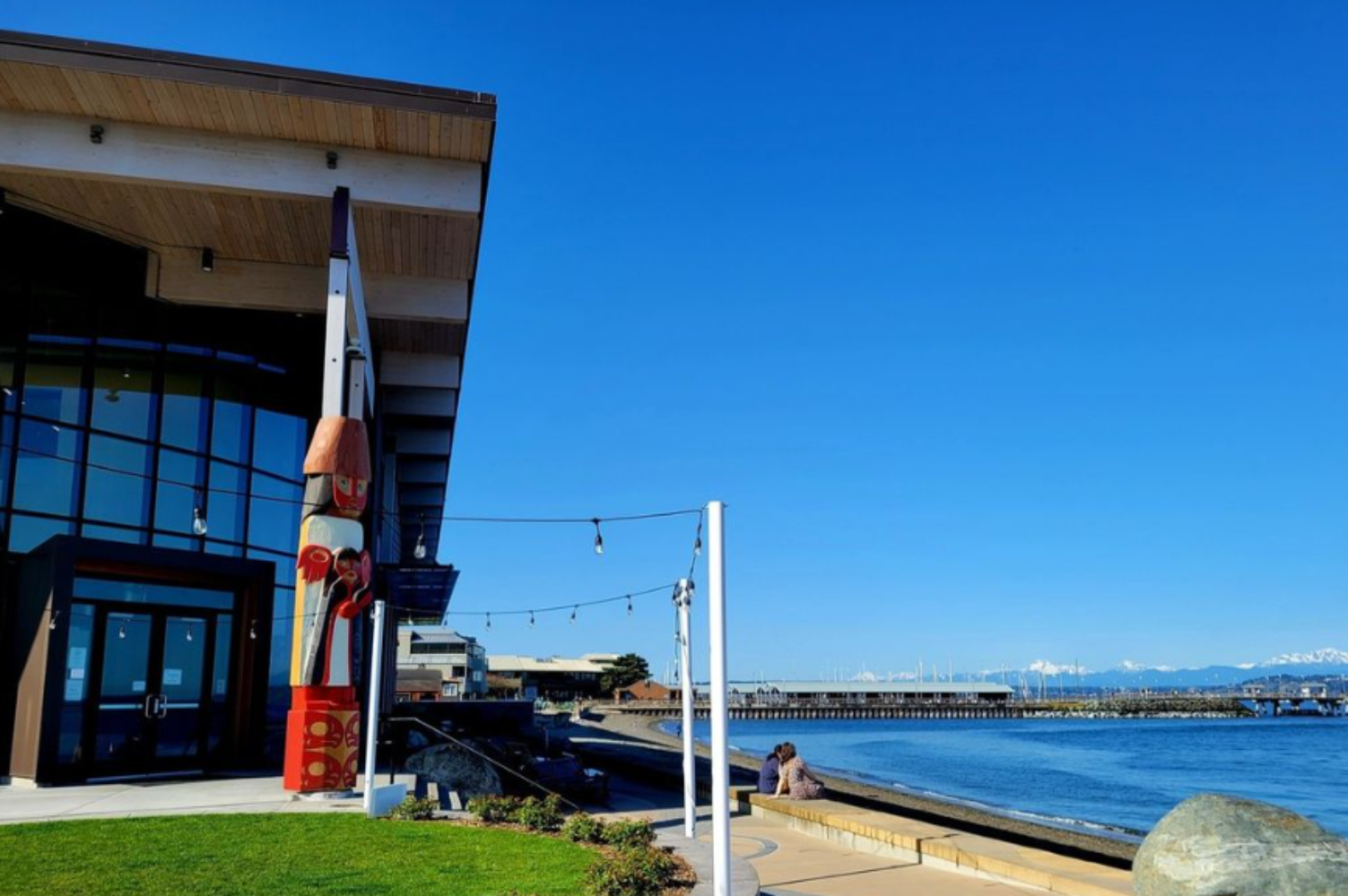 An image of the Edmonds Waterfront Center and view.