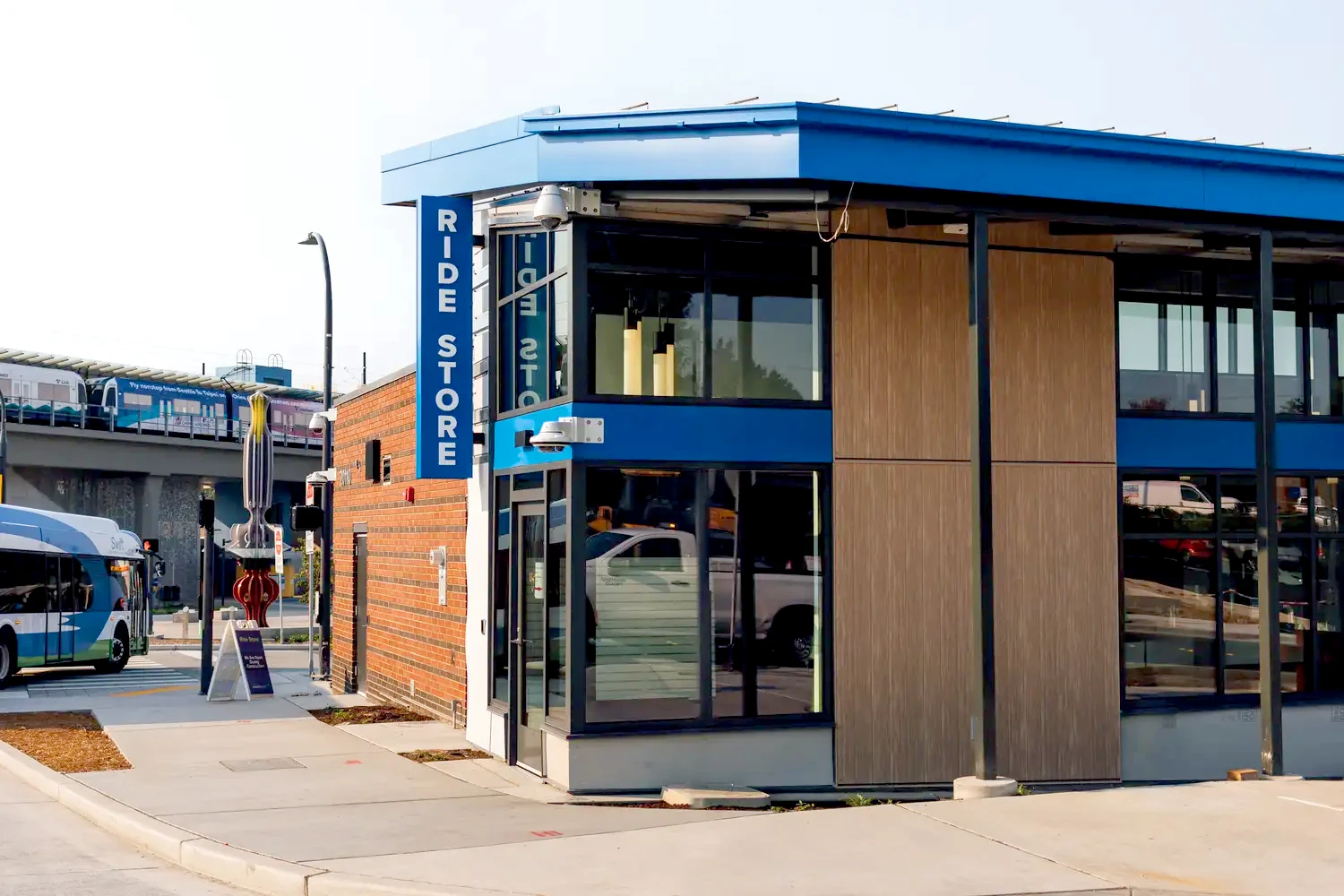 the exterior of the Community Transit Ride Store at Lynnwood City Center Station
