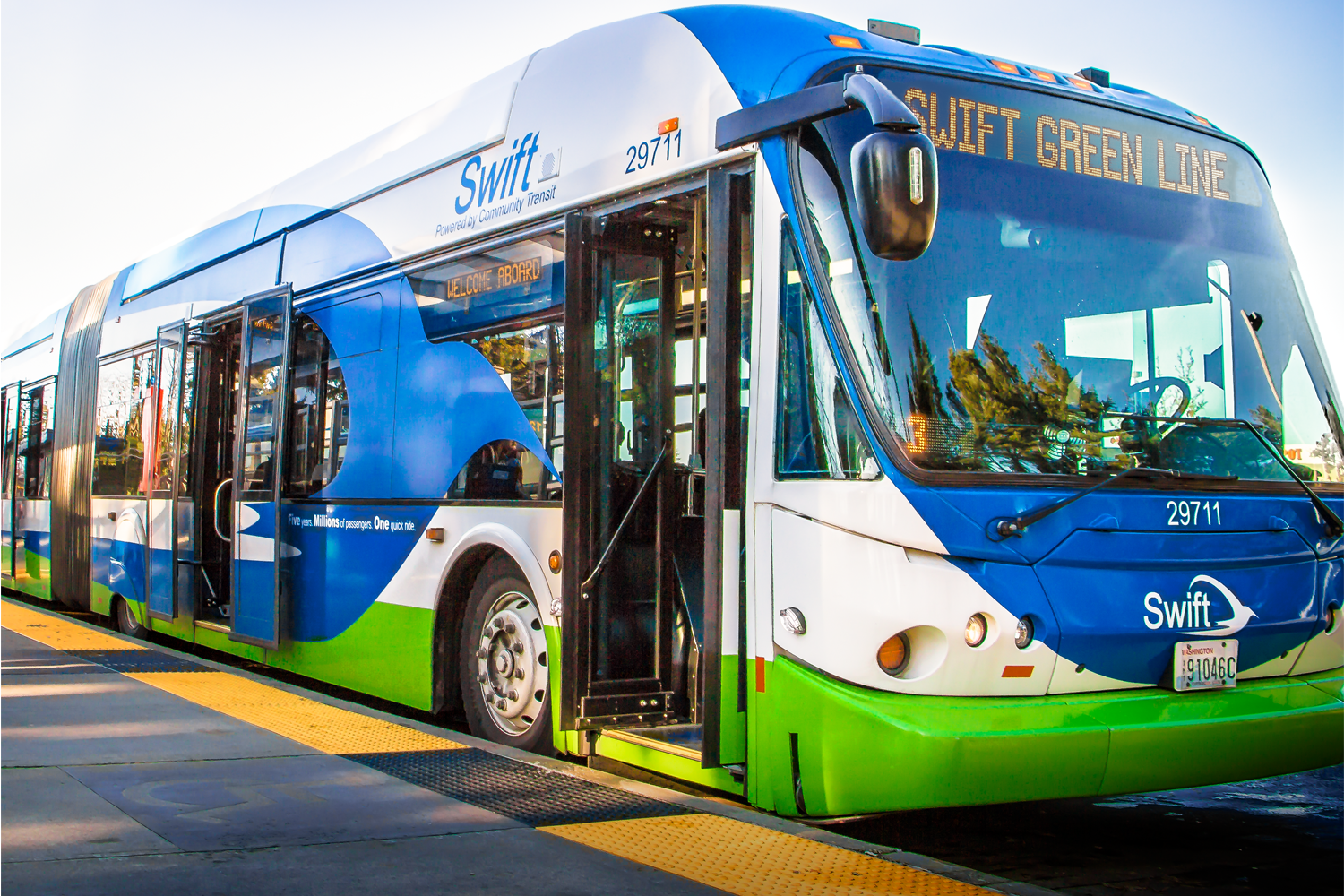 A Community Transit bus serves the Swift Green Line.